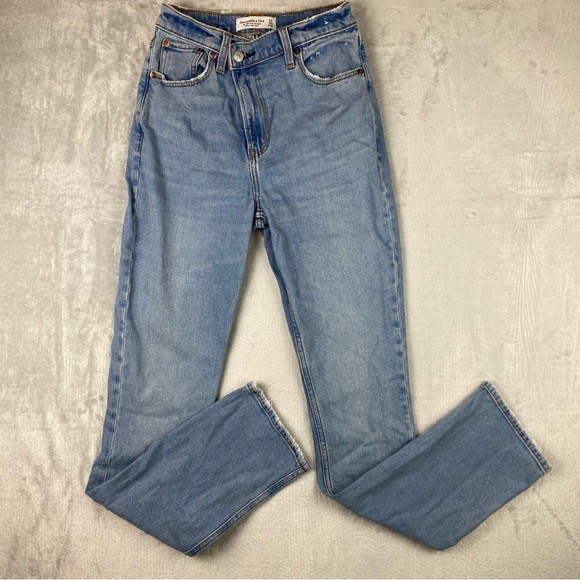 Abercrombie & Fitch Denim - Abercrombie & Fitch Jeans Women's 24 The 90s Slim Straight High Rise